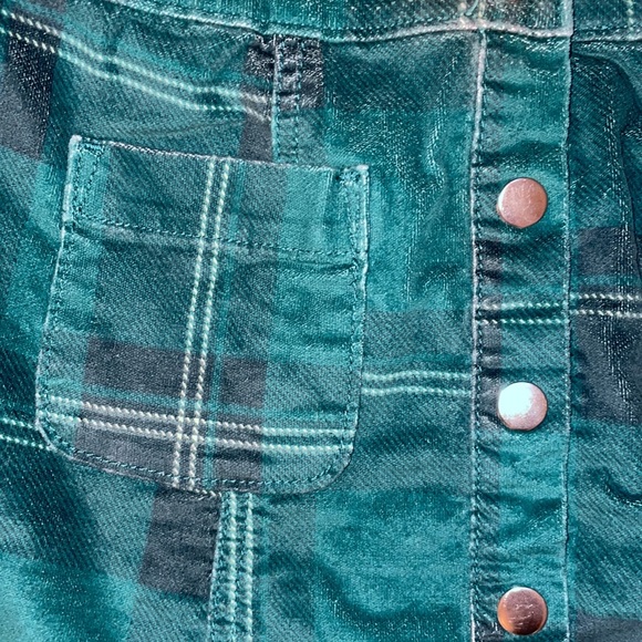 Small Urban Outfitter’s Plaid Skirt - Picture 4 of 4